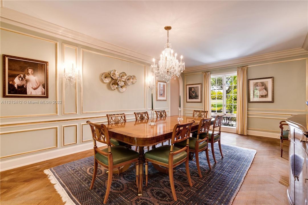 Formal dining room