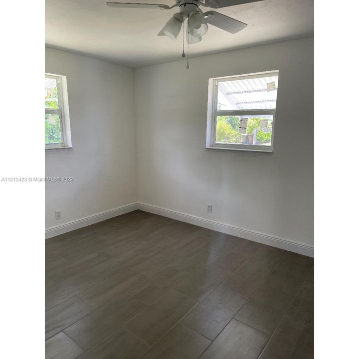 Recently Sold: $395,000 (3 beds, 1 baths, 1169 Square Feet)