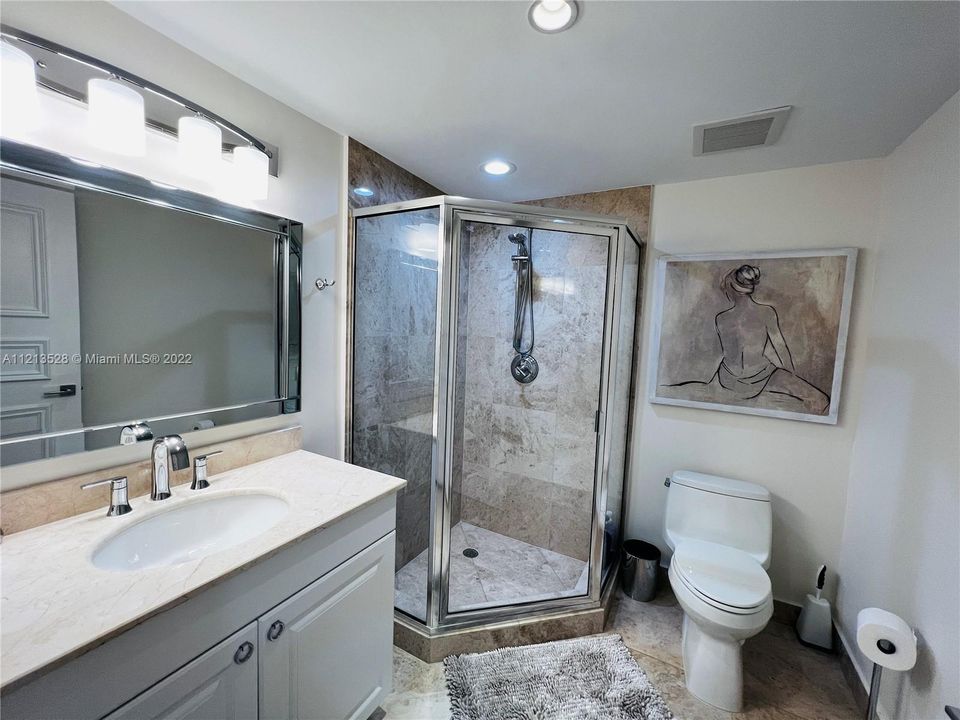 最近租的: $12,000 (3 贝兹, 4 浴室, 3264 平方英尺)