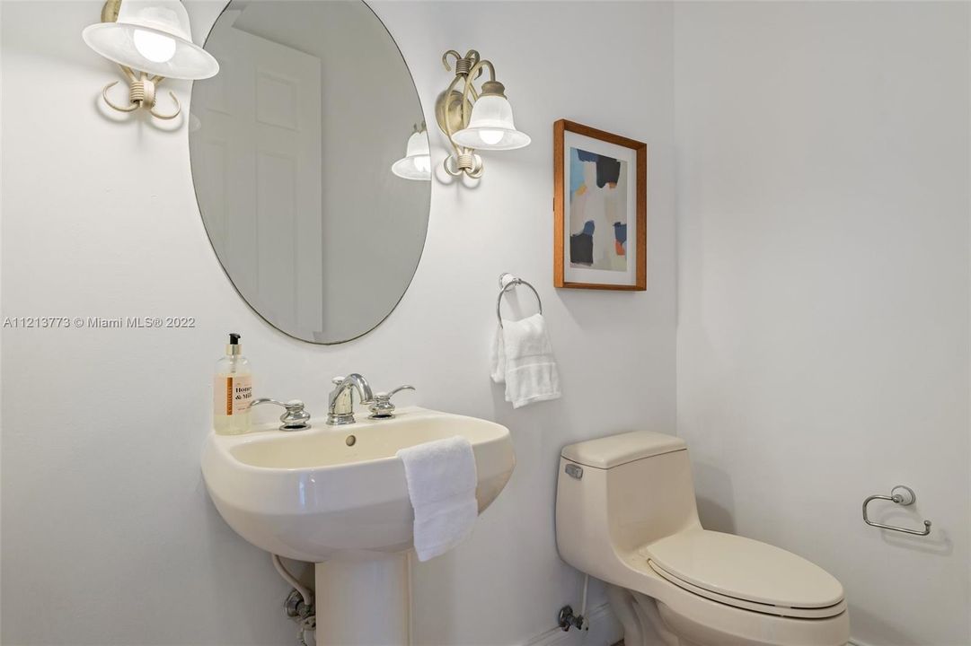 Recently Rented: $7,500 (4 beds, 4 baths, 3722 Square Feet)