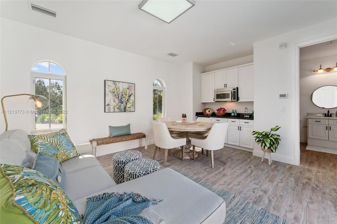 Recently Rented: $7,500 (4 beds, 4 baths, 3722 Square Feet)