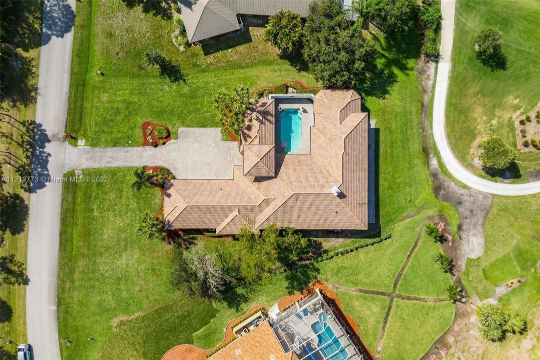 Recently Rented: $7,500 (4 beds, 4 baths, 3722 Square Feet)