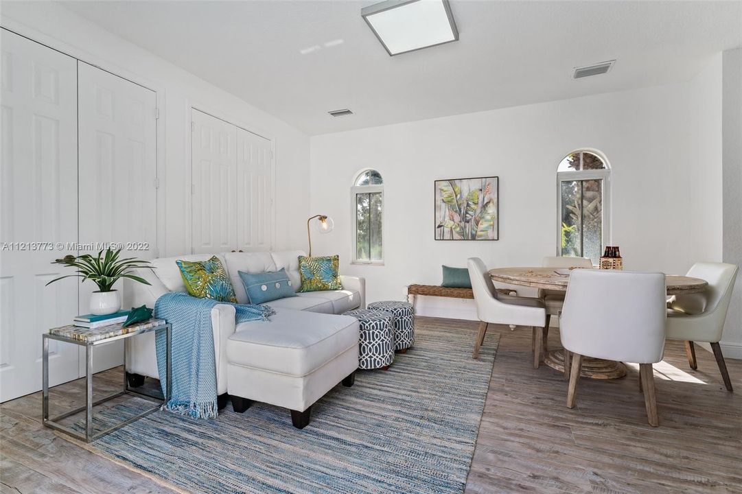 Recently Rented: $7,500 (4 beds, 4 baths, 3722 Square Feet)