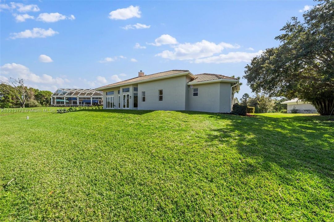 Recently Rented: $7,500 (4 beds, 4 baths, 3722 Square Feet)