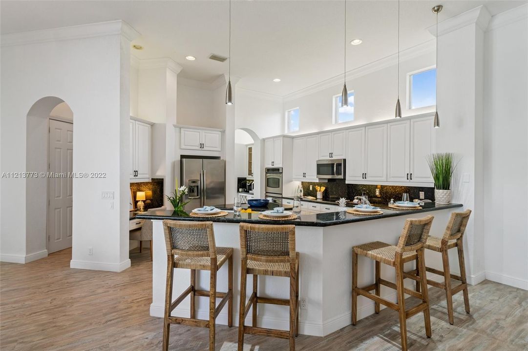 Recently Rented: $7,500 (4 beds, 4 baths, 3722 Square Feet)