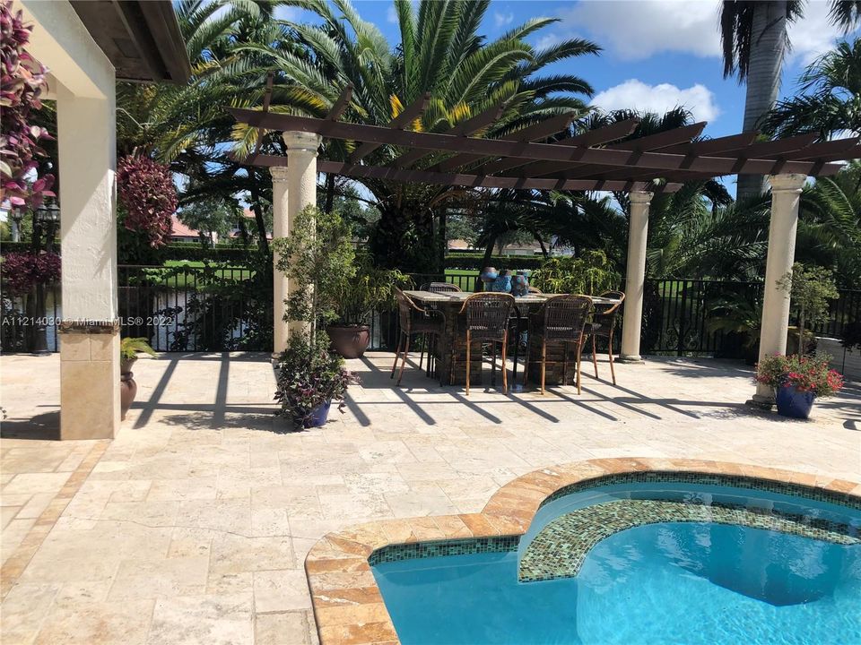 Recently Sold: $720,000 (4 beds, 2 baths, 0 Square Feet)