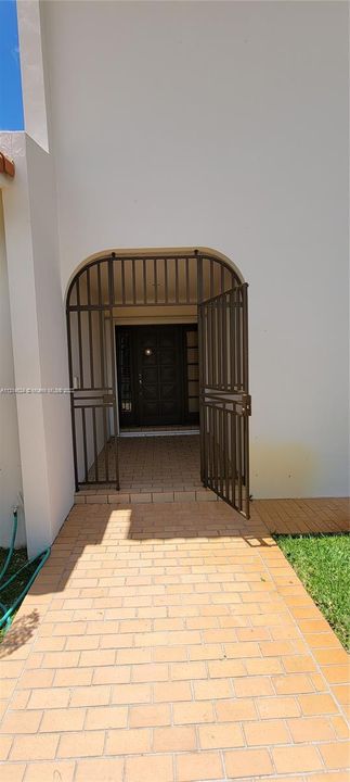 Front entry from driveway