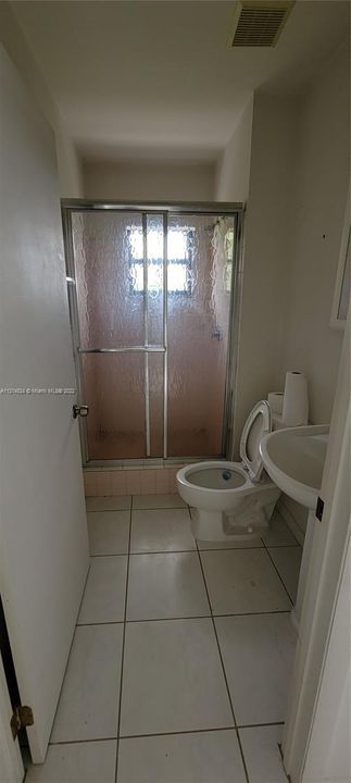 Guest house - bathroom
