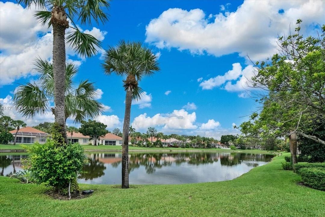 Recently Sold: $849,000 (3 beds, 2 baths, 2024 Square Feet)