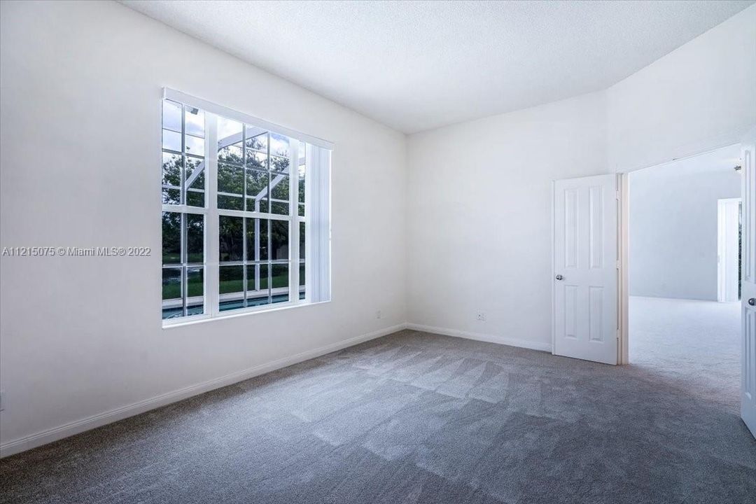 Recently Sold: $849,000 (3 beds, 2 baths, 2024 Square Feet)
