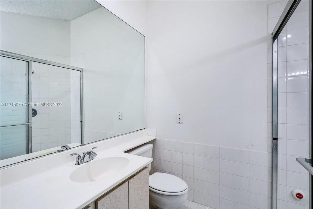 Recently Sold: $849,000 (3 beds, 2 baths, 2024 Square Feet)