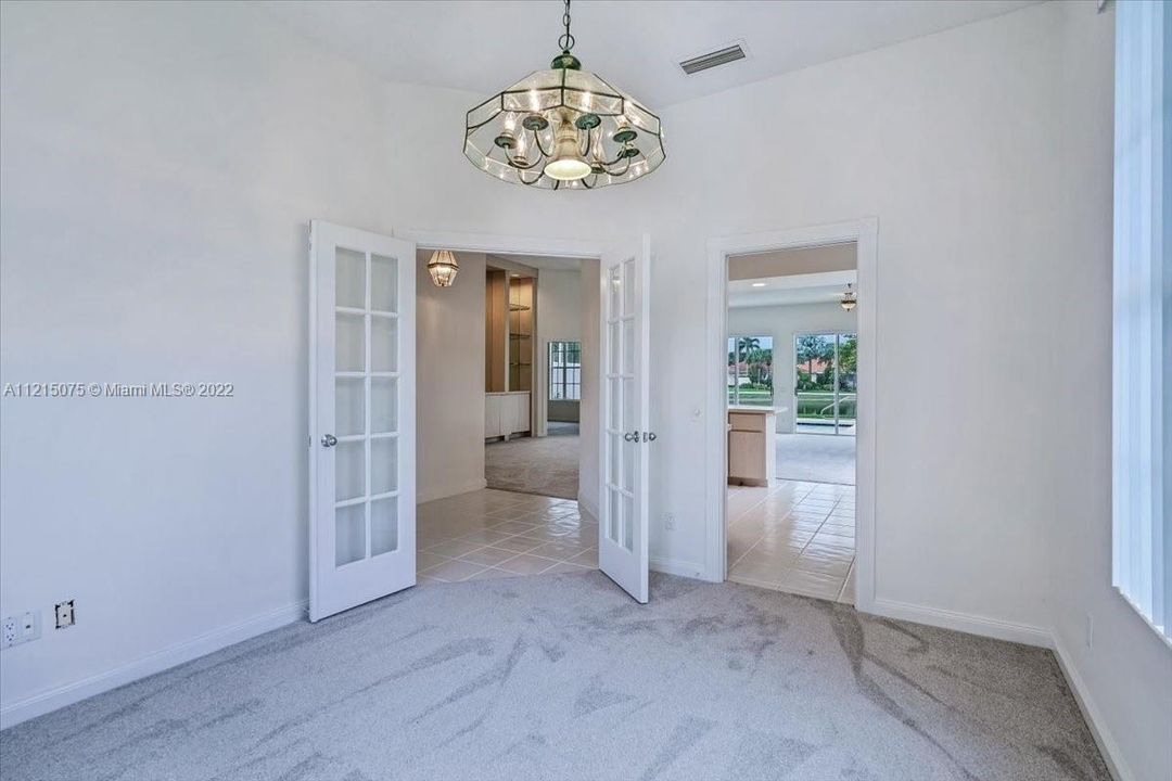 Recently Sold: $849,000 (3 beds, 2 baths, 2024 Square Feet)