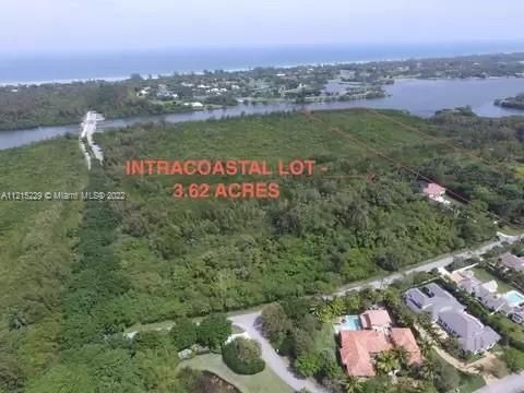 Vendido Recientemente: $990,000 (3.62 acres)