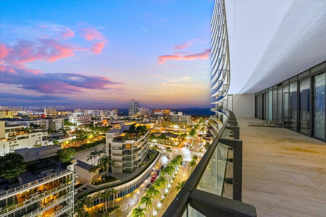 En Venta: $15,000,000 (4 camas, 4 baños, 4154 Pies cuadrados)