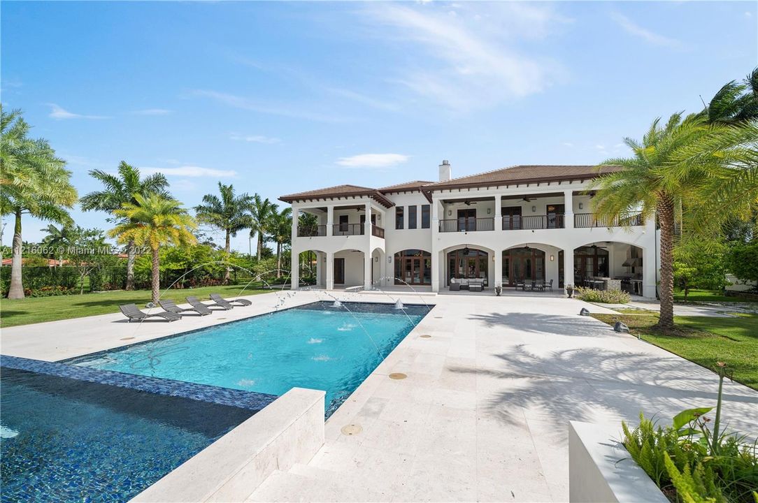 Recently Sold: $7,000,000 (8 beds, 8 baths, 8628 Square Feet)