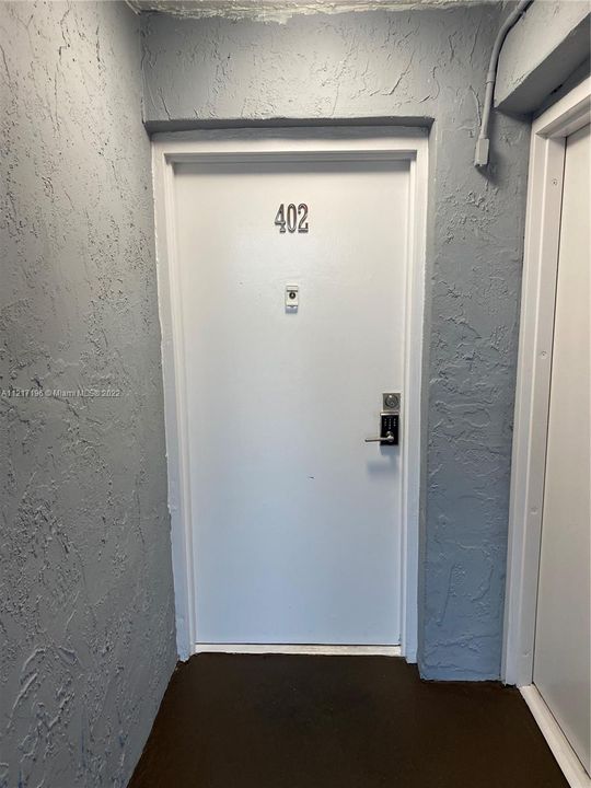 Recently Sold: $162,500 (2 beds, 2 baths, 1097 Square Feet)