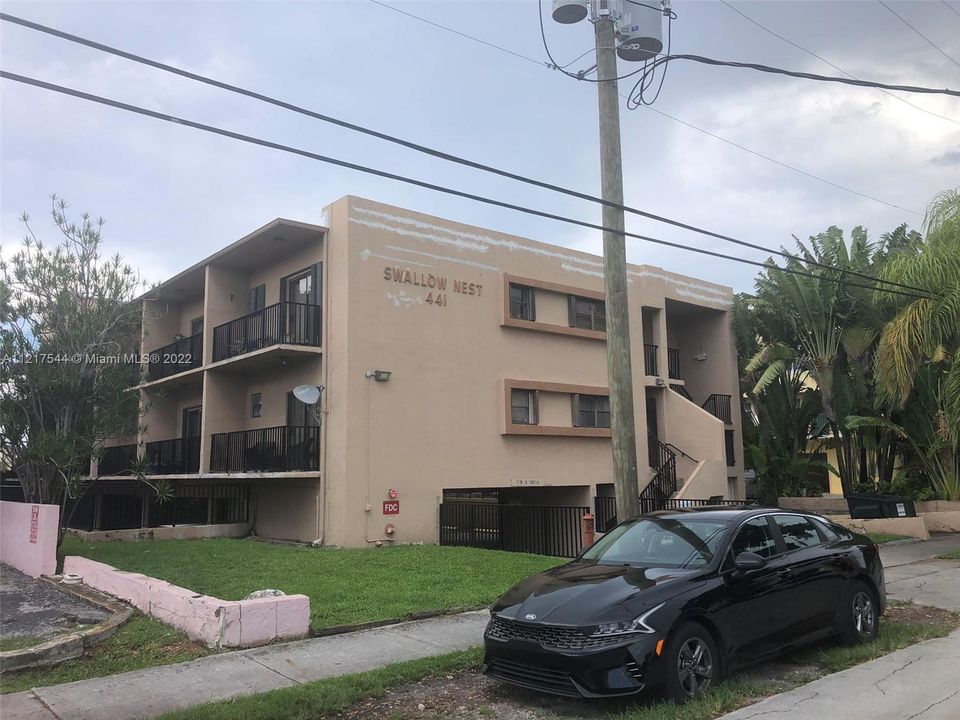 Recently Sold: $185,000 (1 beds, 1 baths, 600 Square Feet)