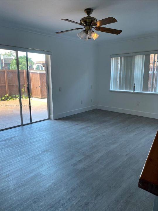 Recently Rented: $2,700 (2 beds, 2 baths, 1330 Square Feet)
