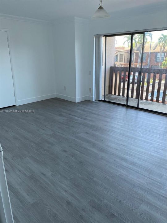 Recently Rented: $2,700 (2 beds, 2 baths, 1330 Square Feet)