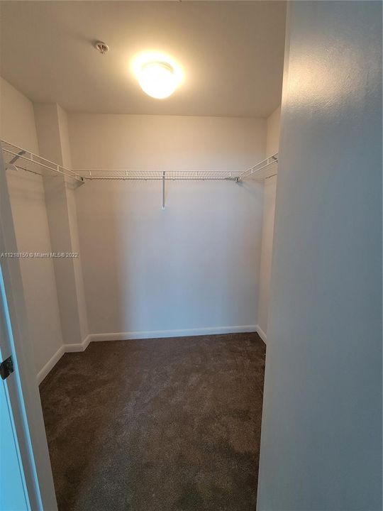 Recently Sold: $485,000 (1 beds, 1 baths, 802 Square Feet)