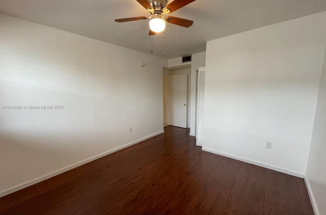 Recently Rented: $2,400 (1 beds, 1 baths, 600 Square Feet)
