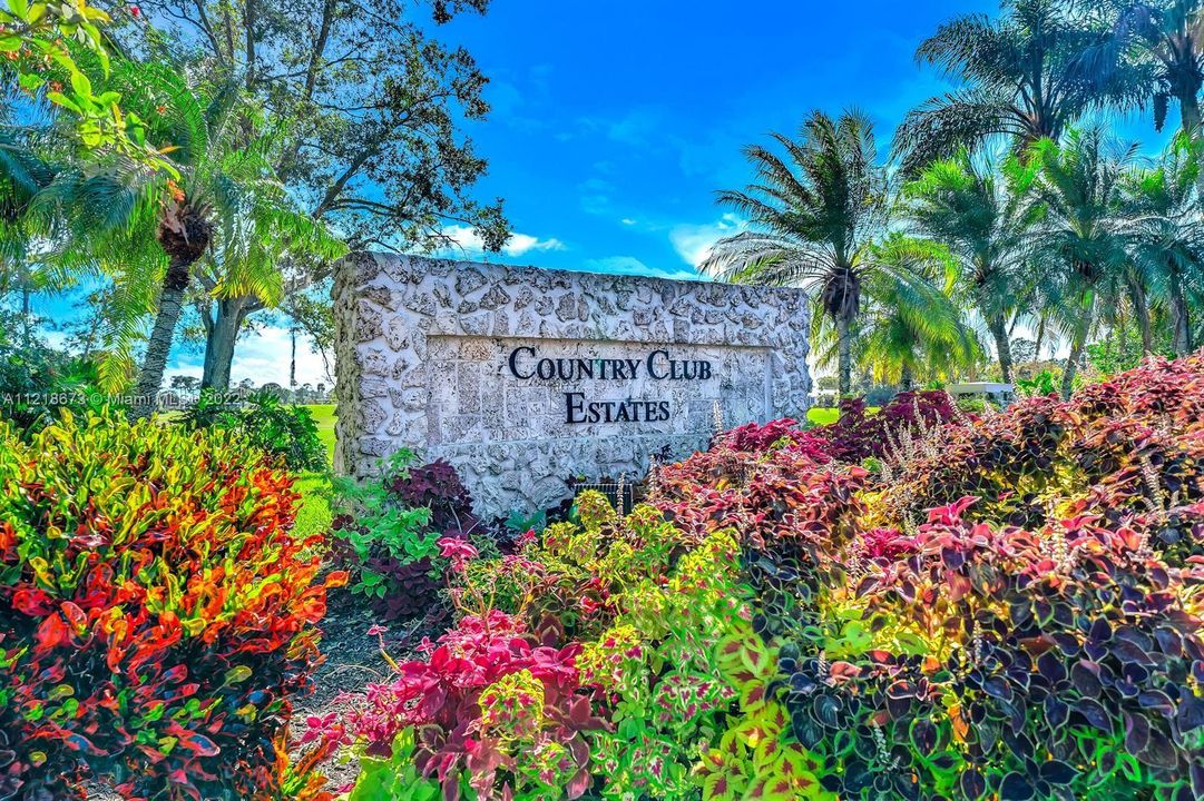 Recently Rented: $4,100 (4 beds, 3 baths, 2740 Square Feet)