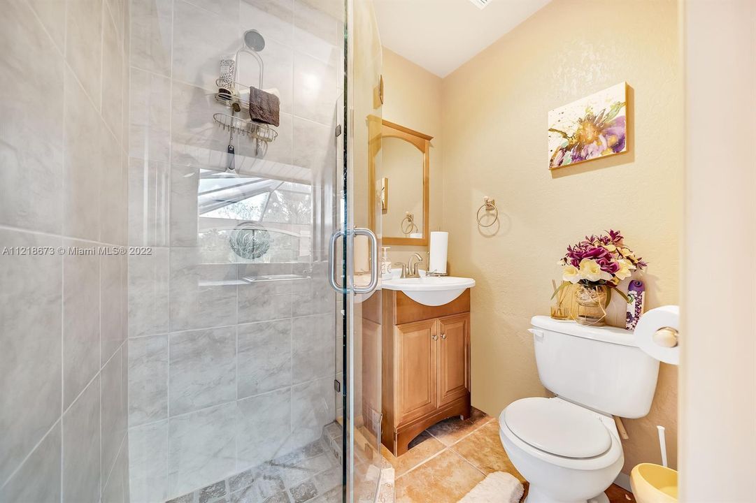 Recently Rented: $4,100 (4 beds, 3 baths, 2740 Square Feet)