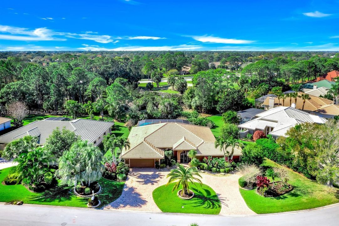 Recently Rented: $4,100 (4 beds, 3 baths, 2740 Square Feet)