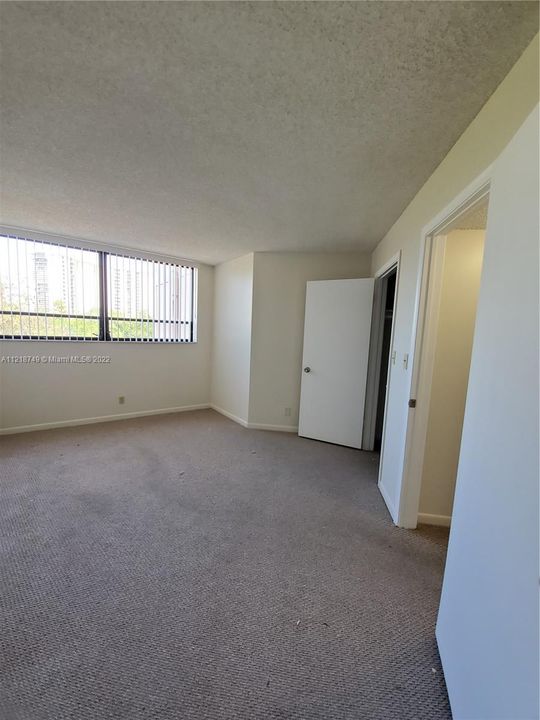 Recently Sold: $145,000 (1 beds, 1 baths, 775 Square Feet)