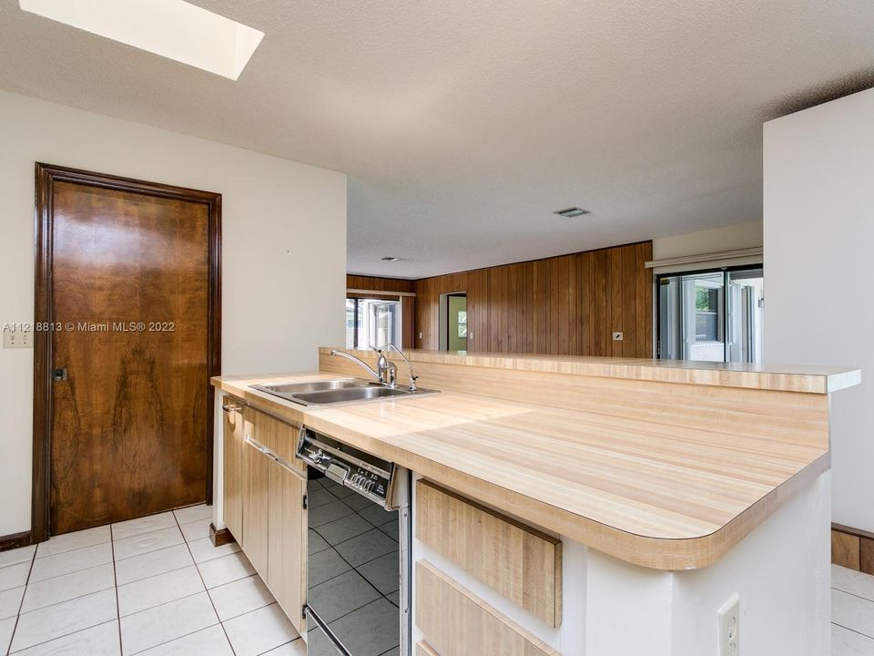 Kitchen Island