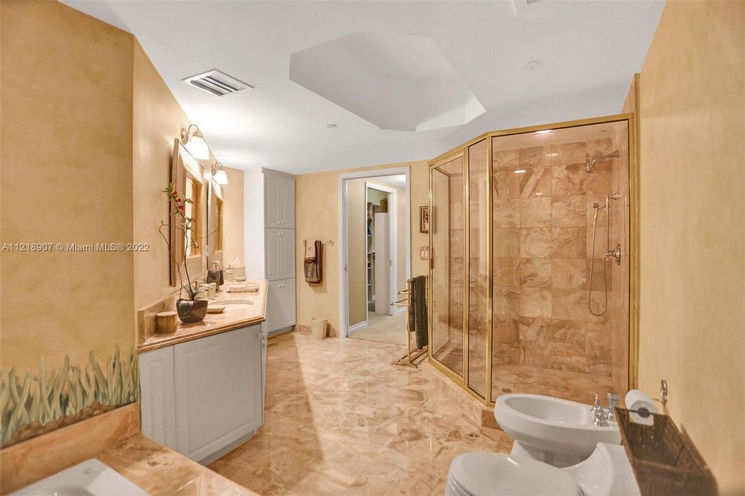 最近售出: $1,500,000 (2 贝兹, 2 浴室, 1740 平方英尺)