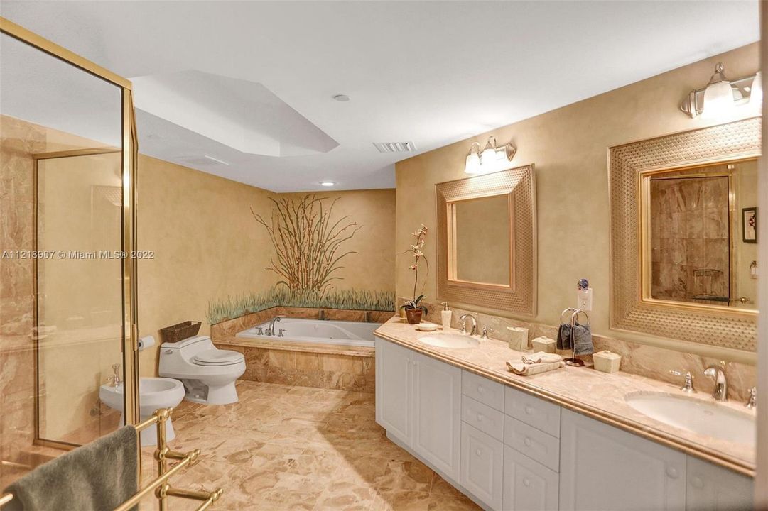 Недавно продано: $1,500,000 (2 спален, 2 ванн, 1740 Квадратных фут)