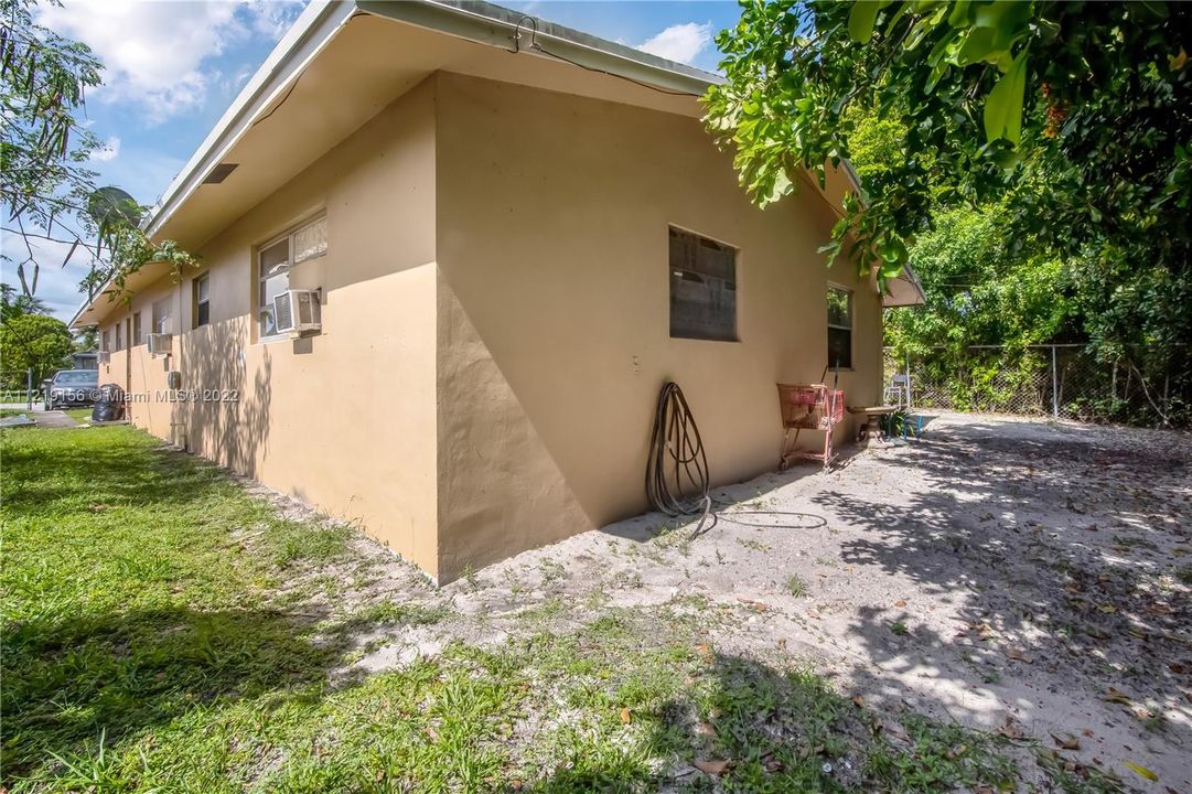 Vendido Recientemente: $369,900 (0 camas, 0 baños, 1942 Pies cuadrados)