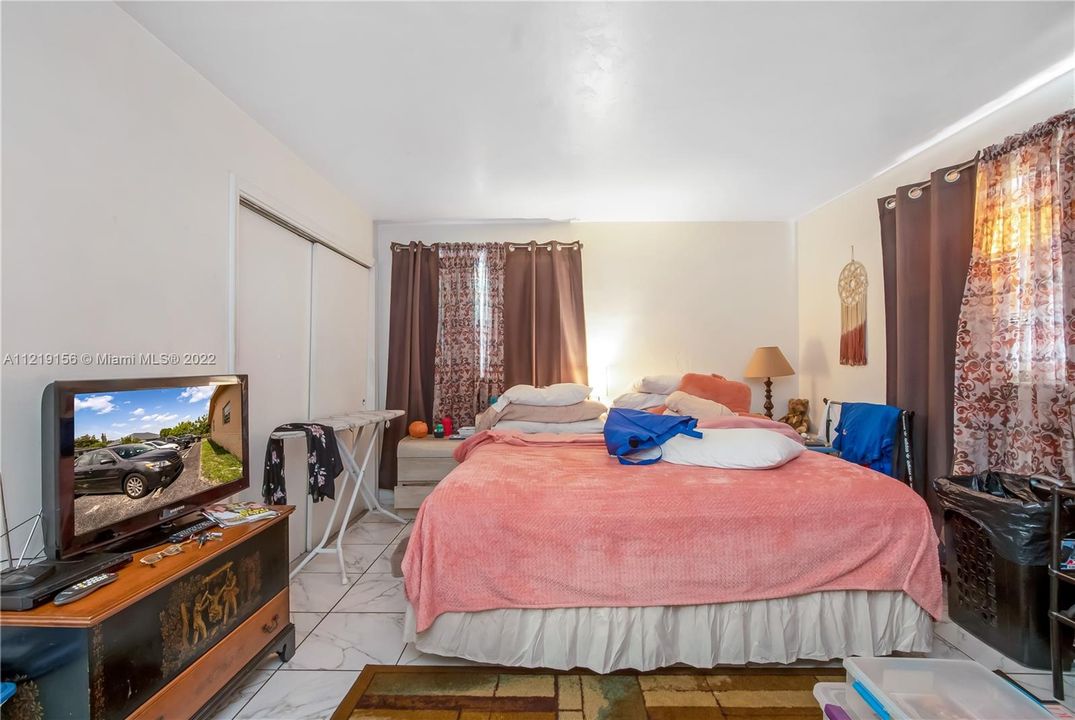 Vendido Recientemente: $369,900 (0 camas, 0 baños, 1942 Pies cuadrados)