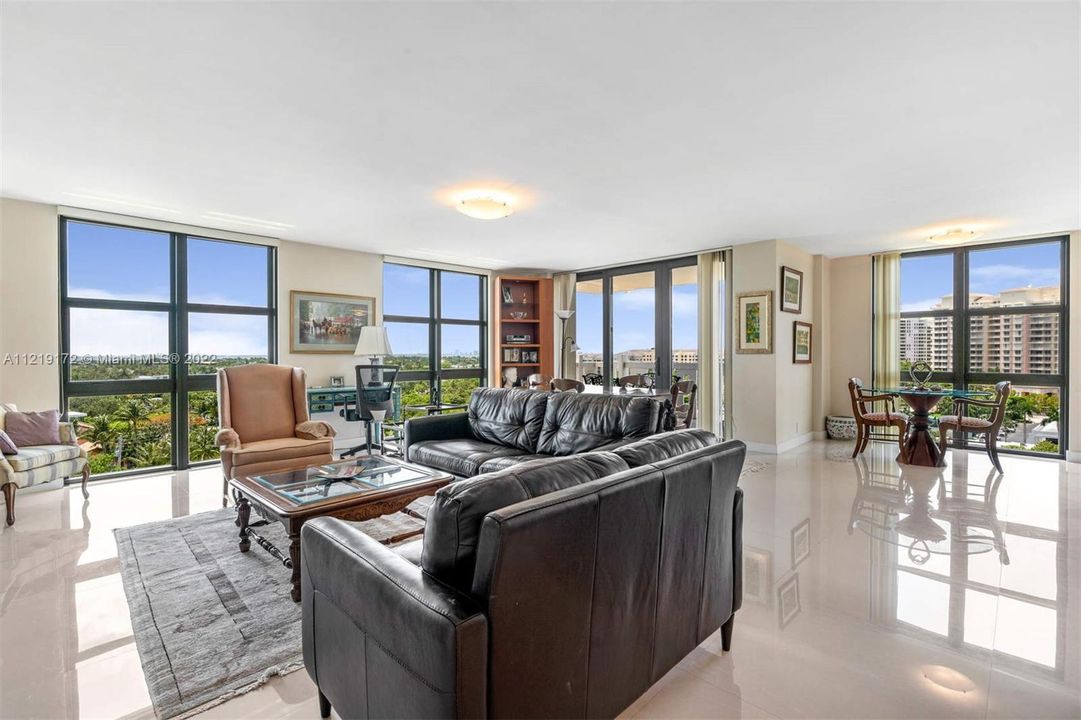 Recently Sold: $1,475,000 (2 beds, 2 baths, 1782 Square Feet)