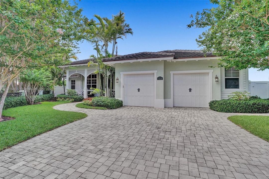 Recently Sold: $3,850,000 (4 beds, 4 baths, 0 Square Feet)