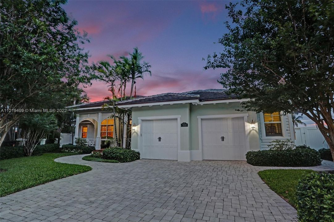 Recently Sold: $3,850,000 (4 beds, 4 baths, 0 Square Feet)