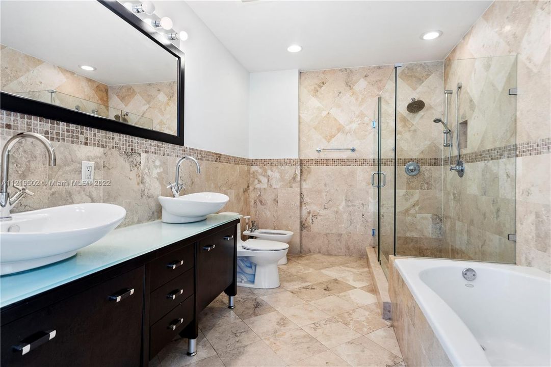 Recientemente alquilado: $8,000 (3 camas, 3 baños, 2157 Pies cuadrados)