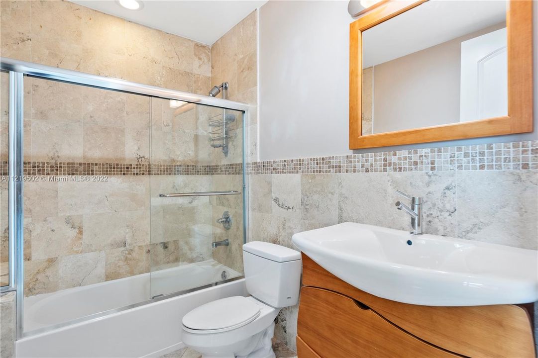 Recientemente alquilado: $8,000 (3 camas, 3 baños, 2157 Pies cuadrados)