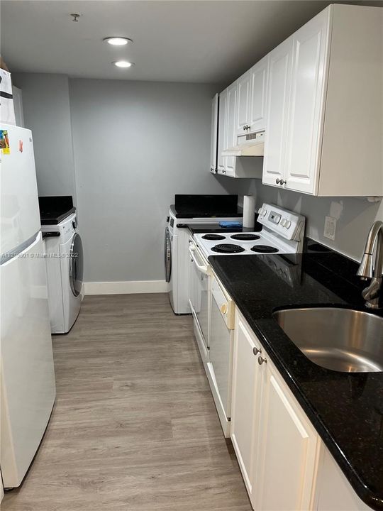 Recently Rented: $2,500 (2 beds, 2 baths, 1113 Square Feet)