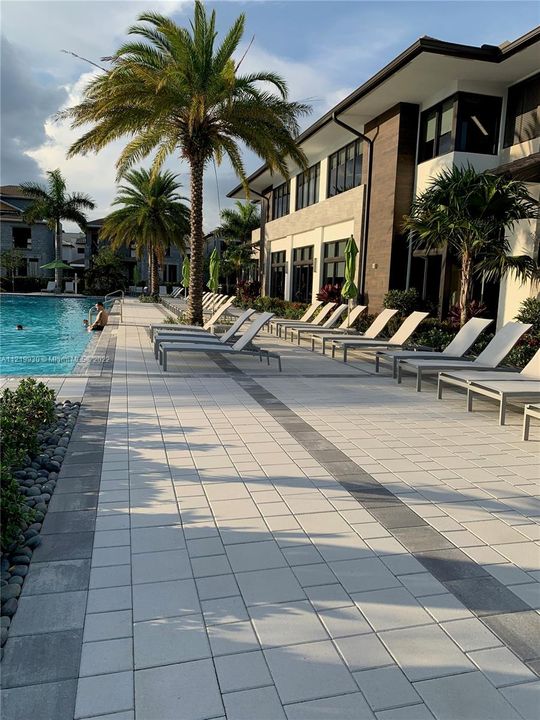 Недавно арендовано: $3,499 (3 спален, 2 ванн, 1171 Квадратных фут)