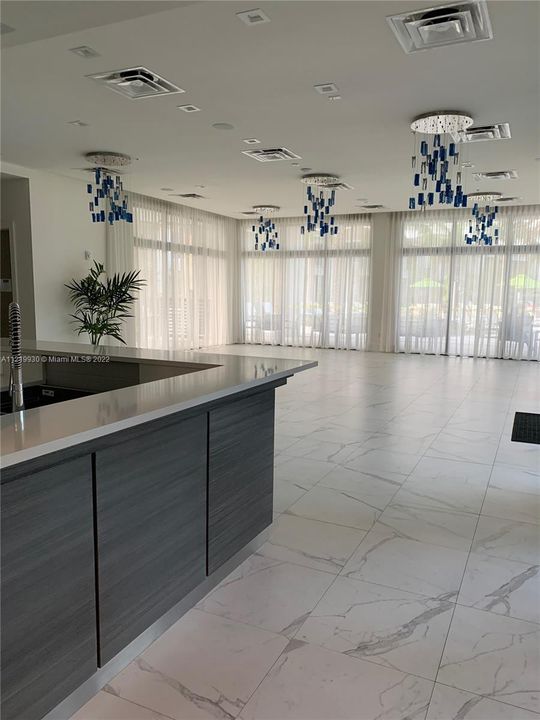 Недавно арендовано: $3,499 (3 спален, 2 ванн, 1171 Квадратных фут)