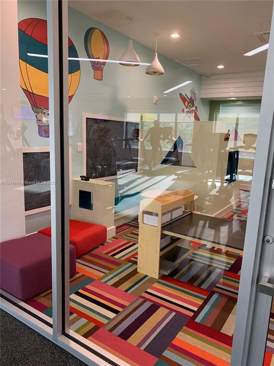 Недавно арендовано: $3,499 (3 спален, 2 ванн, 1171 Квадратных фут)