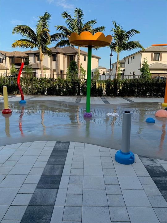 Недавно арендовано: $3,499 (3 спален, 2 ванн, 1171 Квадратных фут)