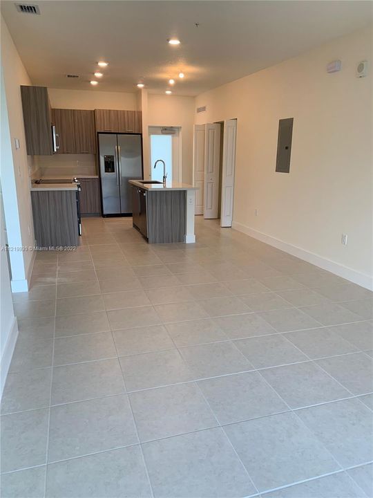 Недавно арендовано: $3,499 (3 спален, 2 ванн, 1171 Квадратных фут)