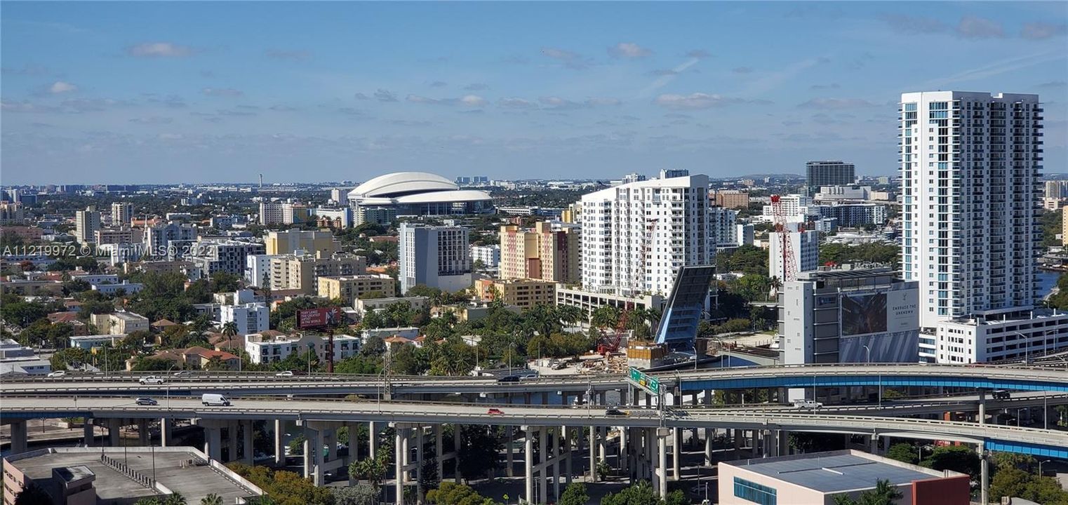 最近售出: $560,000 (2 贝兹, 2 浴室, 1079 平方英尺)