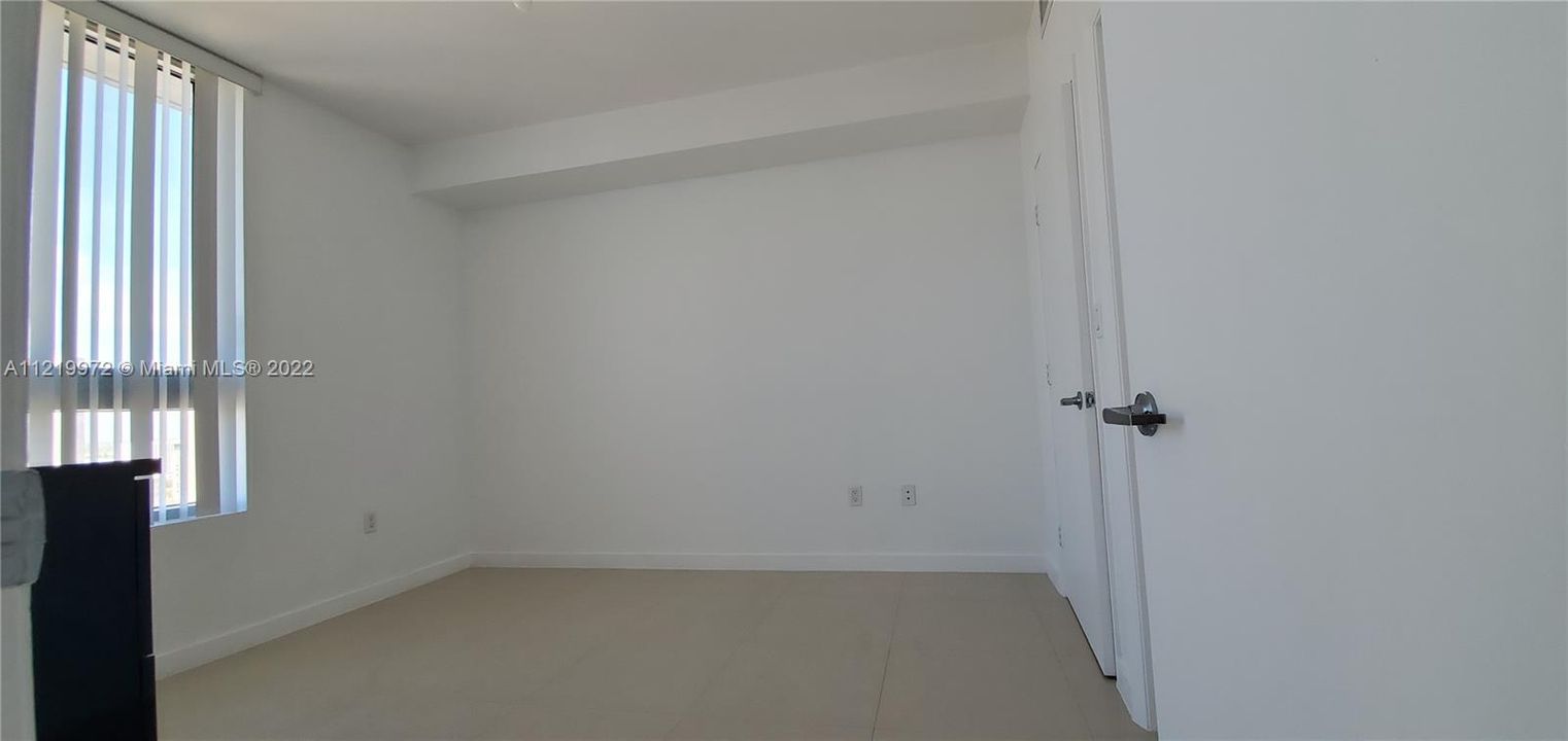 最近售出: $560,000 (2 贝兹, 2 浴室, 1079 平方英尺)