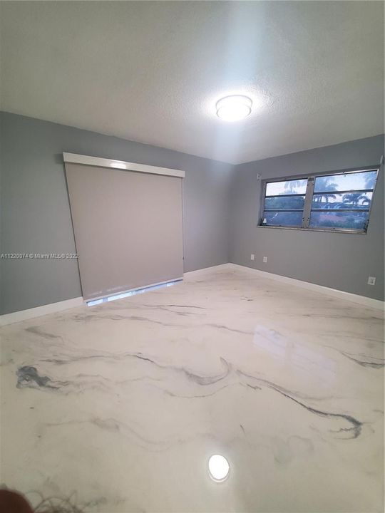 Недавно продано: $185,000 (2 спален, 2 ванн, 980 Квадратных фут)