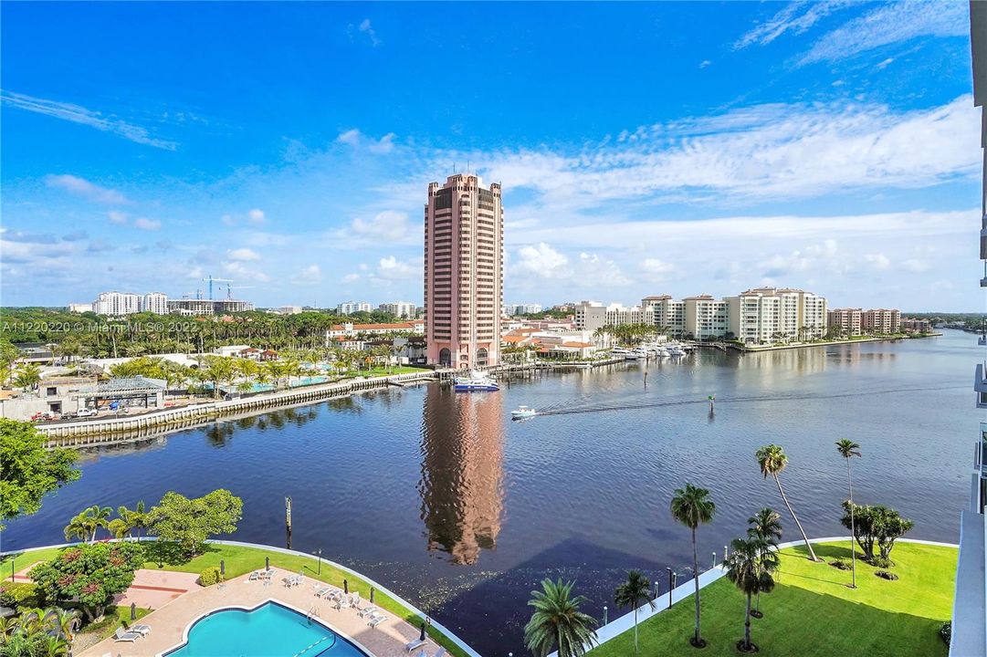 Recently Sold: $1,198,000 (2 beds, 2 baths, 1284 Square Feet)