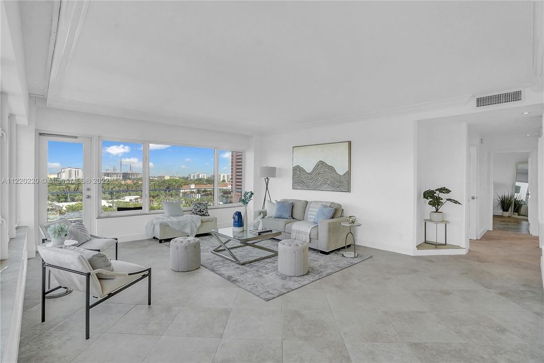 Recently Sold: $1,198,000 (2 beds, 2 baths, 1284 Square Feet)